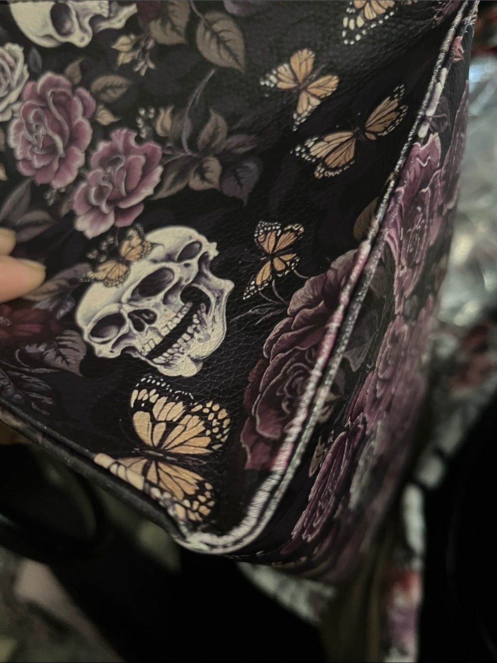 Gothic Skull & Rose Purple Tote Bag with Black Handles - Picture 9 of 9